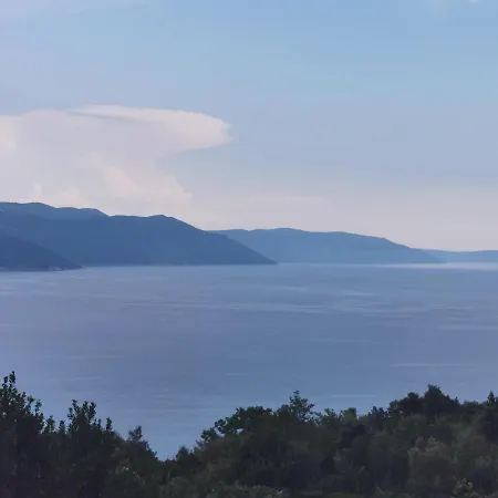 Nera Holiday home Plomin